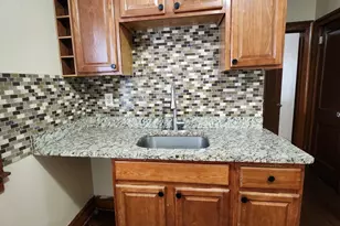 23 Harbison Ave, Hartford, CT 06106 - Photo 8