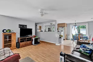 28 Kulper Rd, New Britain, CT 06051 - Photo 6