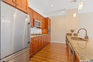 60 Maple St, Branford, CT 06405 - Photo 6