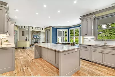 96 Comstock Hill Avenue, Norwalk, CT 06850 - Photo 8