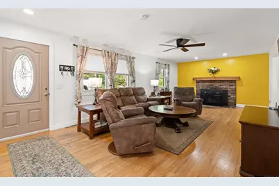 2 Pine Hill Road, New Fairfield, CT 06812 - Photo 2