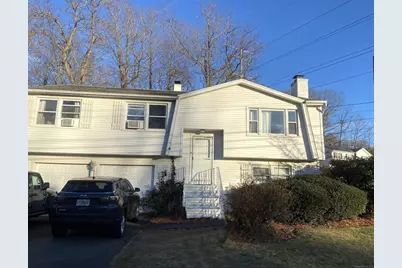 20 Heritage Place, Bridgeport, CT 06606 - Photo 1