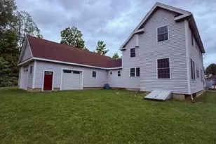15 Suffield St, Windsor Locks, CT 06096 - Photo 10