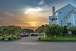 2 Mansfield Grove Rd, East Haven, CT 06512 - Photo 24