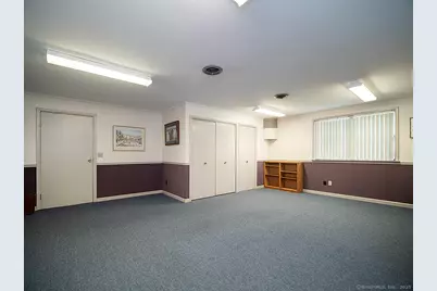 27 Lucy Street, Woodbridge, CT 06525 - Photo 8