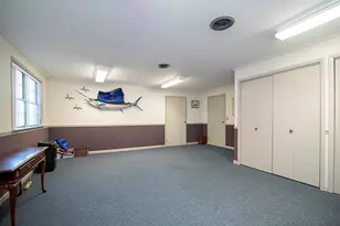 27 Lucy St, Woodbridge, CT 06525 - Photo 10