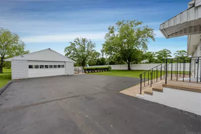 34 River Street, East Haven, CT 06512 - Photo 2