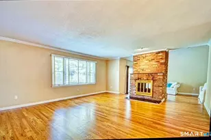 136 Tunxis Village, Farmington, CT 06032 - Photo 4