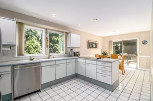 230 New Canaan Ave, Norwalk, CT 06850 - Photo 12