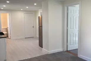 70 Dyke Ln, Stamford, CT 06902 - Photo 6