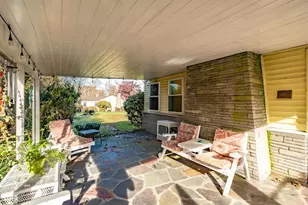 847 Glenbrook Rd, Orange, CT 06477 - Photo 32