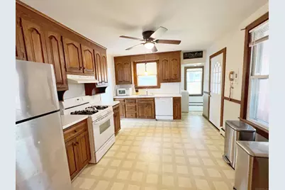 46 Glenwood Street, Manchester, CT 06040 - Photo 6