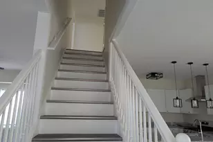 647 Broadview Terrace, Hartford, CT 06106 - Photo 8