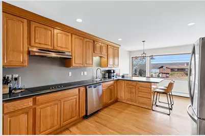 224 Neptune Drive, Groton, CT 06340 - Photo 12