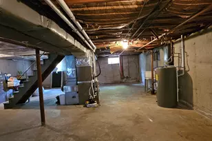 258 Eddy Glover Blvd, New Britain, CT 06053 - Photo 30