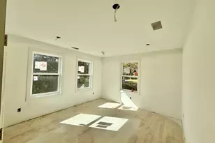 3 Deer Run Dr, Seymour, CT 06483 - Photo 12