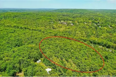 318 3 Mile Road, Glastonbury, CT 06033 - Photo 2