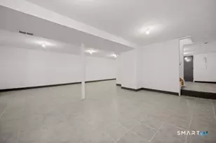 105 Houston Terrace, Stamford, CT 06902 - Photo 30