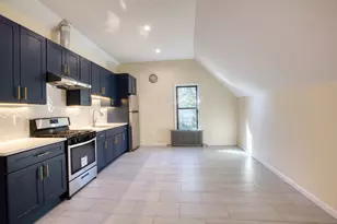 247 Willow St, Waterbury, CT 06710 - Photo 1