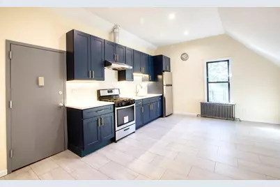 247 Willow Street #3, Waterbury, CT 06710 - Photo 2