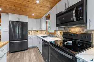 20 W View Dr, Enfield, CT 06082 - Photo 12