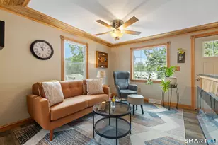 20 W View Dr, Enfield, CT 06082 - Photo 2