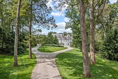 104 Dans Highway, New Canaan, CT 06840 - Photo 2