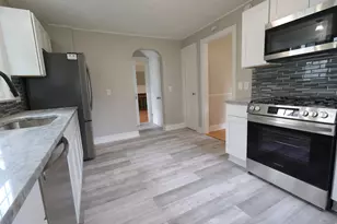 57 Grace Ave, Waterbury, CT 06710 - Photo 4