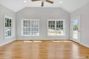 35 Liberty Ln, Enfield, CT 06082 - Photo 16