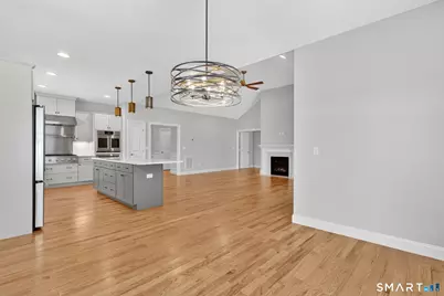 35 Liberty Lane, Enfield, CT 06082 - Photo 12