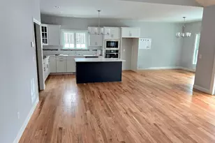 38 Liberty Ln, Enfield, CT 06082 - Photo 12