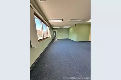 325 Chamberlain Highway #8, Meriden, CT 06451 - Photo 26