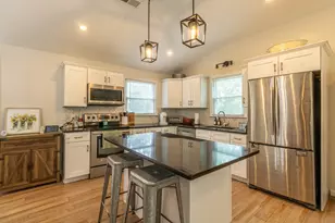 132 Stanley Rd, Hamden, CT 06514 - Photo 4