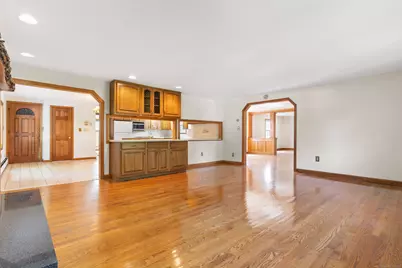 200 Damascus Road, Branford, CT 06405 - Photo 8