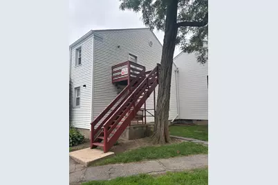 74 Standish Road #APT 3, Stamford, CT 06902 - Photo 4