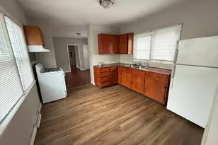 118 Cherry Ann St, New Haven, CT 06514 - Photo 4