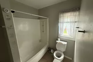 118 Cherry Ann St, New Haven, CT 06514 - Photo 8