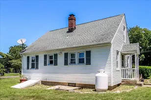 168 Candlewood Lake Rd, Brookfield, CT 06804 - Photo 8