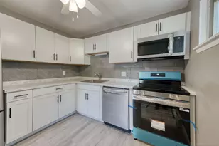 118 Sheraton Ln, Norwich, CT 06360 - Photo 12