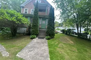 578 Columbia Blvd Ext, Waterbury, CT 06704 - Photo 1