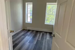 1053 E Main St, Bridgeport, CT 06608 - Photo 2