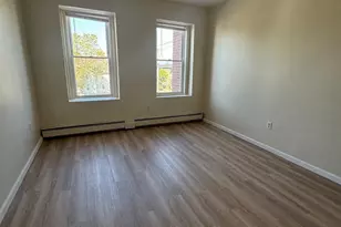 1053 E Main St, Bridgeport, CT 06608 - Photo 2