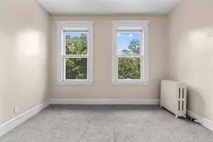 29 Belden St, Hartford, CT 06120 - Photo 18