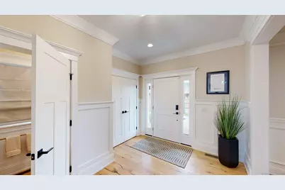 84 Shea Circle #84, Cheshire, CT 06410 - Photo 2