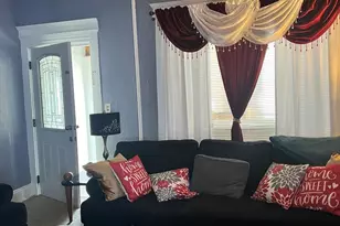 70 Burnham St, Hartford, CT 06112 - Photo 10