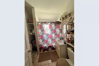 70 Burnham Street, Hartford, CT 06112 - Photo 12