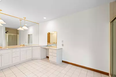 18 Spice Bush Lane, Branford, CT 06405 - Photo 6