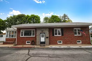 1129 Ocean Ave, New London, CT 06320 - Photo 2