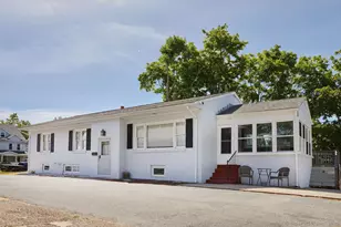 1137 Ocean Ave, New London, CT 06320 - Photo 14