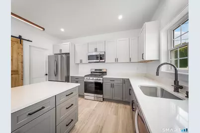 180 Bee Street, Meriden, CT 06450 - Photo 20